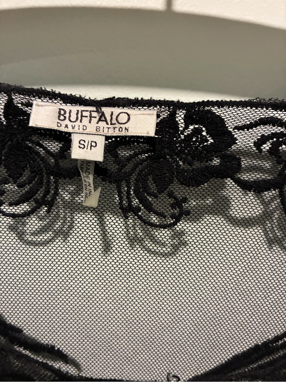 Buffalo David Bitton Black Sheer Lace Top With Bird/Floral Design Size Small - Picture 2 of 5